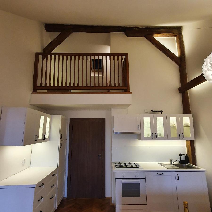 Castle View Apartment Prag